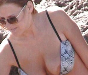 Some Damsels Downblouse pics