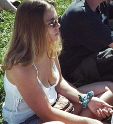 Some Damsels Downblouse pics