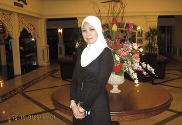 Super-Hot malay moms