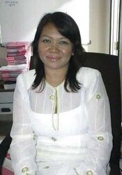 Super-Hot malay moms