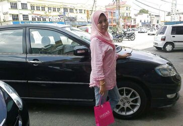 Super-Hot malay moms