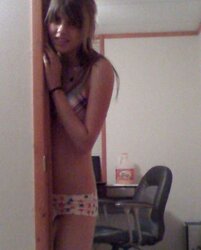 Damsel Shoot Her Self