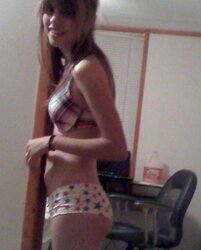 Damsel Shoot Her Self