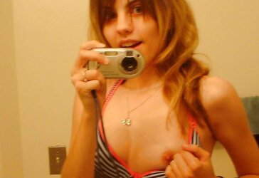 Damsel Shoot Her Self