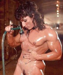 Muscle femmes - Annie