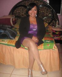 Beautiful mexicana madurita en pantimedias