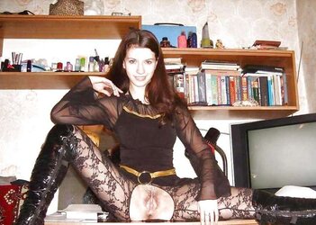 Undies 8: Open Pubes, Split-Pubes, or Crotchless