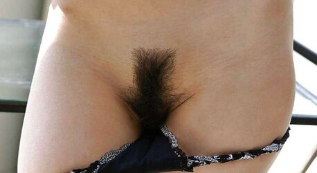 Ryo Uehara unshaved pubic hair