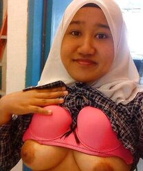 Hijab Terlampau