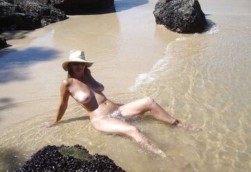Esposas deliciosas se exibindo