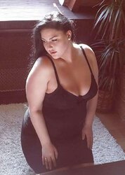 Plus size models viktoria manas and juliya lavrova