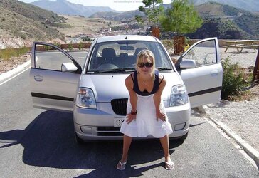 Platinum-Blonde stunning holiday diary