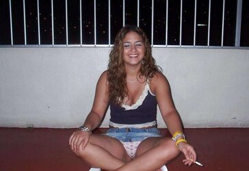 Upskirt und Fuesse