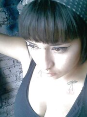 phat Inborn Tit - Kika (two)