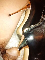 Heel injection