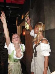 Oktoberfest fucksluts Qoktoberfest Schlampen