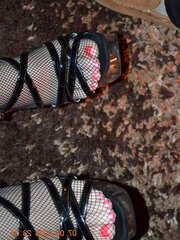 Uber-Sexy lady18 ,fishnet tights+stripper high-heeled slippers!!