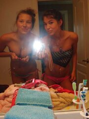 Steamy Teenager Selfpics