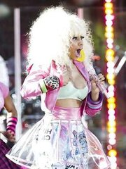 NICKI MINAJ