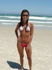 YOUTHFUL BEACH DAMSELS