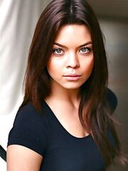 Scarlett Byrne