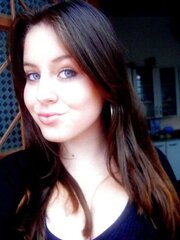 Teenager - Bruna Bruce