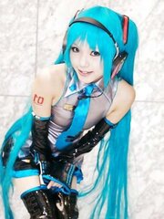 More Miku :)