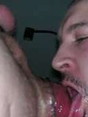 Rosebutt tonguing