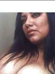 Luxurious mummy latina with yam-sized melons