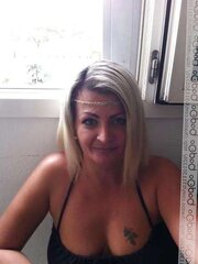 LES BADOO SALOPES
