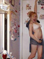 Platinum-Blonde Selfpics