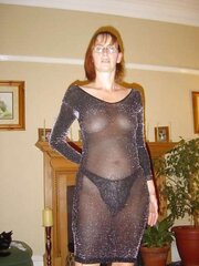 CHICKS, HOUSEWIFES