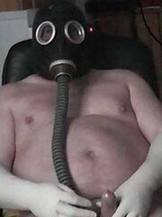 Masturbating in Gasmask