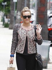Hilary Duff - Running Errands in Beverly Hills