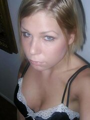 FOXY LIGHT-HAIRED IV