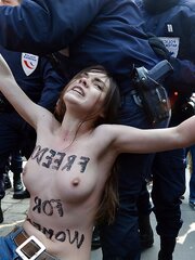 Femen 2013-04-04 Braless Jihad protest day