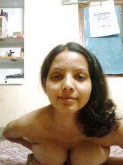 Pakistani call chick Asma
