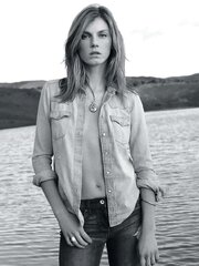 Angela Lindvall !
