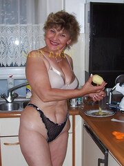 Torrid Mature Housewife - Jotha Hele