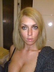 Julia geile sau