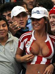 Red-Hot Paraguayan football Fanes