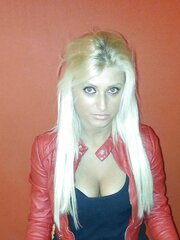 Romanian chicks: dana