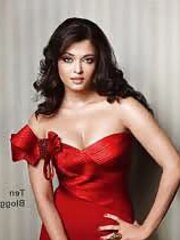 Gal in crimson two!
