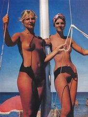 NATURIST VINTAGE WOOLY CUNNY