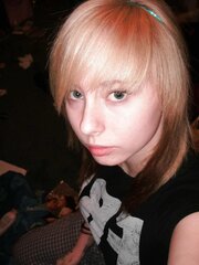BUXOMY US WOMAN SELFPICS