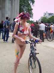 World Bare Bike Rail