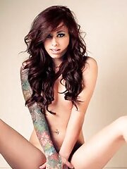 Tatted Selfshot Queen