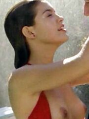 Phoebe Cates