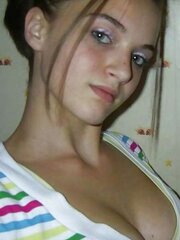 CAMEL TOES MUFF